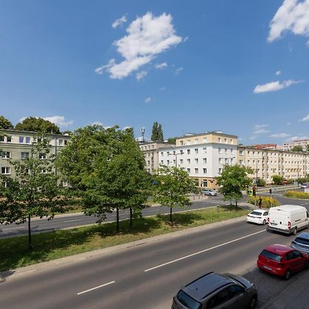 Stylish & Trendy 1 Bedroom Apartment Wola With Parking By Renters Warschau Buitenkant foto
