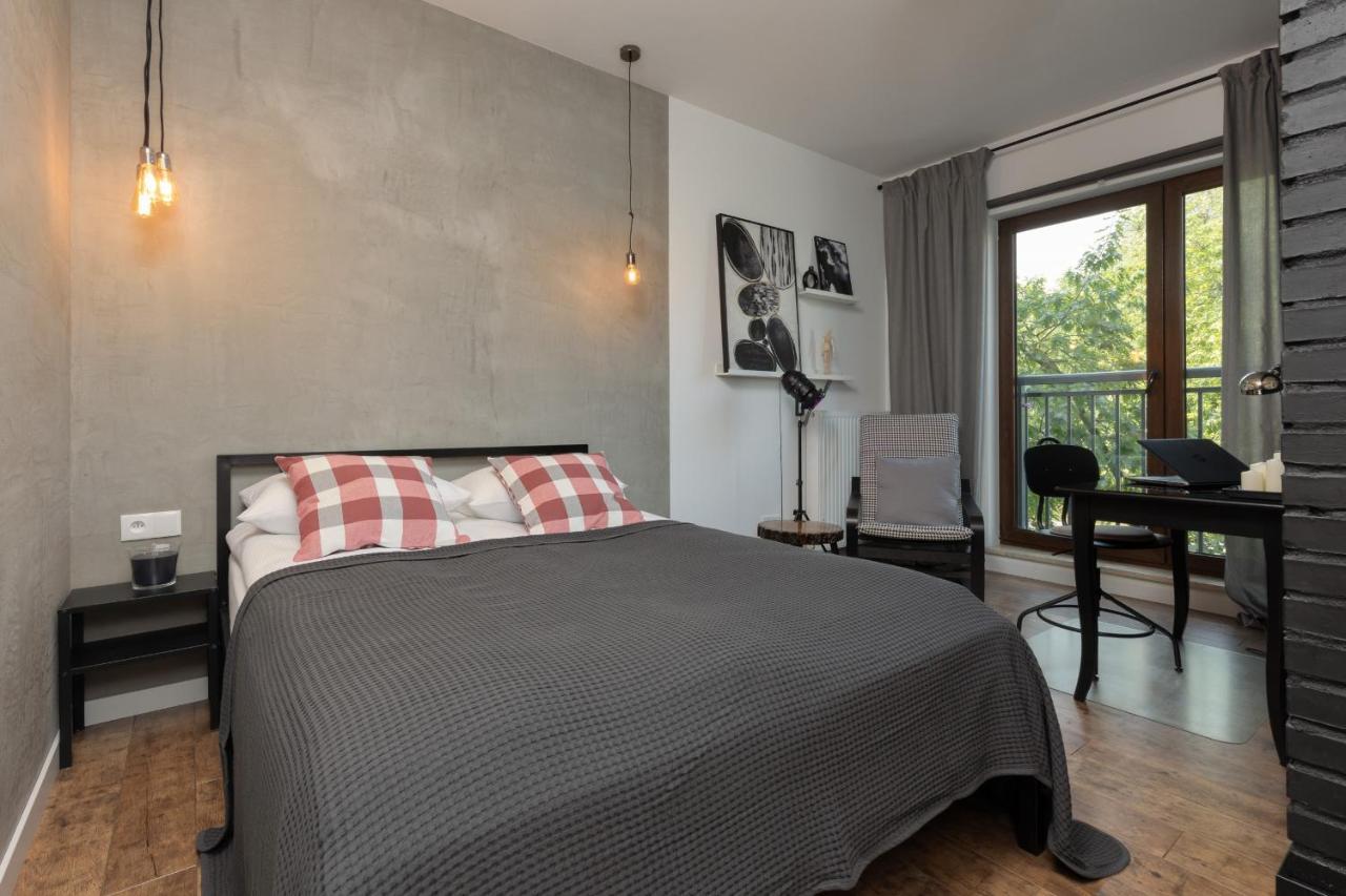 Stylish & Trendy 1 Bedroom Apartment Wola With Parking By Renters Warschau Buitenkant foto